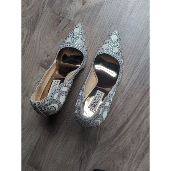 Badgley Mischka Rouge Crystal Embellished Heels Ivory Satin Wedding - Picture 12 of 14